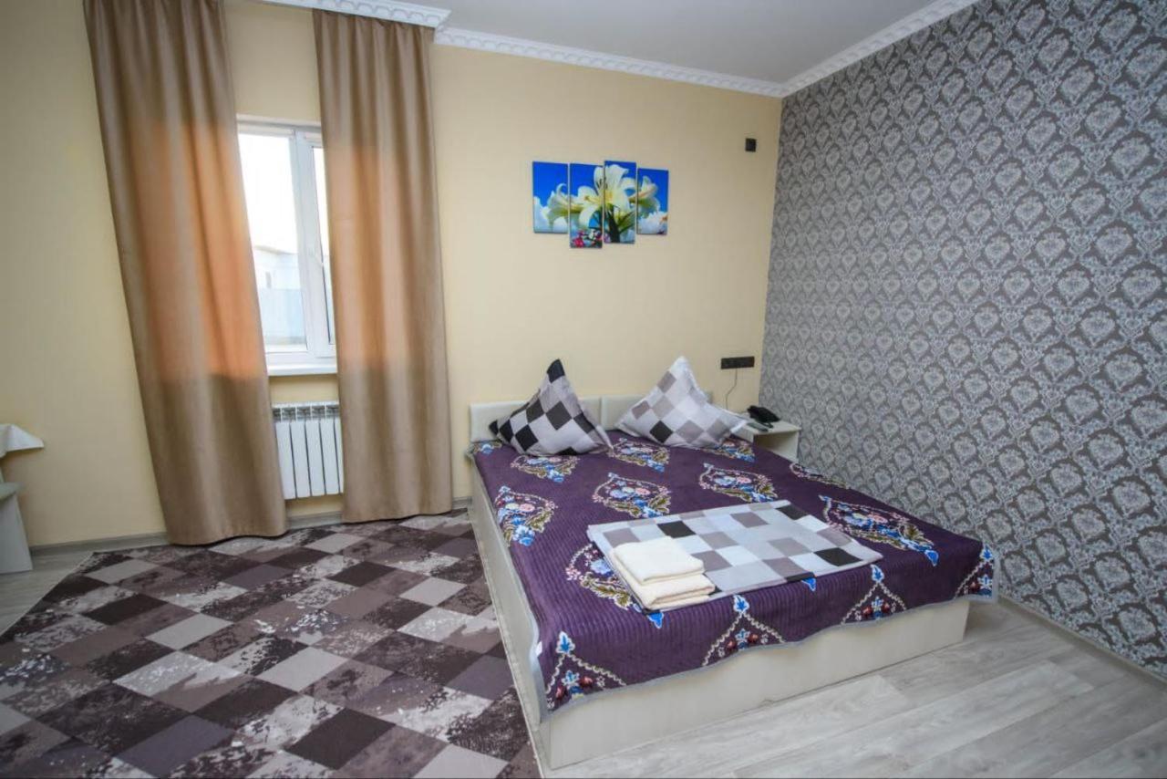 Silk Way Hotel Atirau Kültér fotó