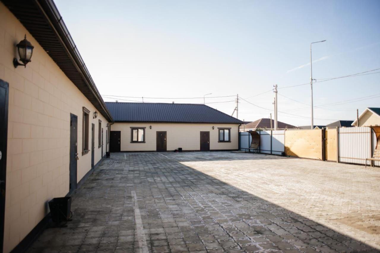 Silk Way Hotel Atirau Kültér fotó